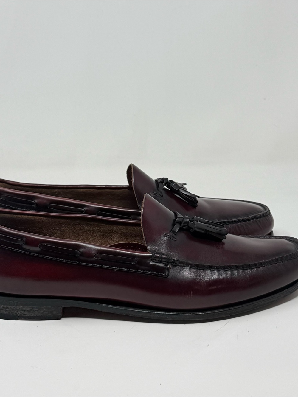 G. H. Bass Weejuns Tassels Loafers Mens 13 C Burgundy Leather Dress Shoes USA